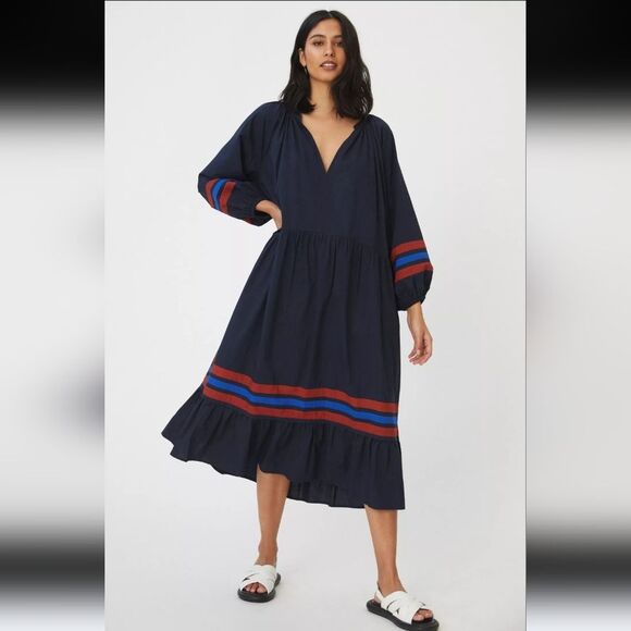 Sundry Dresses & Skirts - SUNDRY Tiered Midi Dress With Varsity Stripe In Blue Size 0 Or  XS